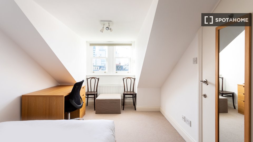 Apartment London, 2 beds — photo 3