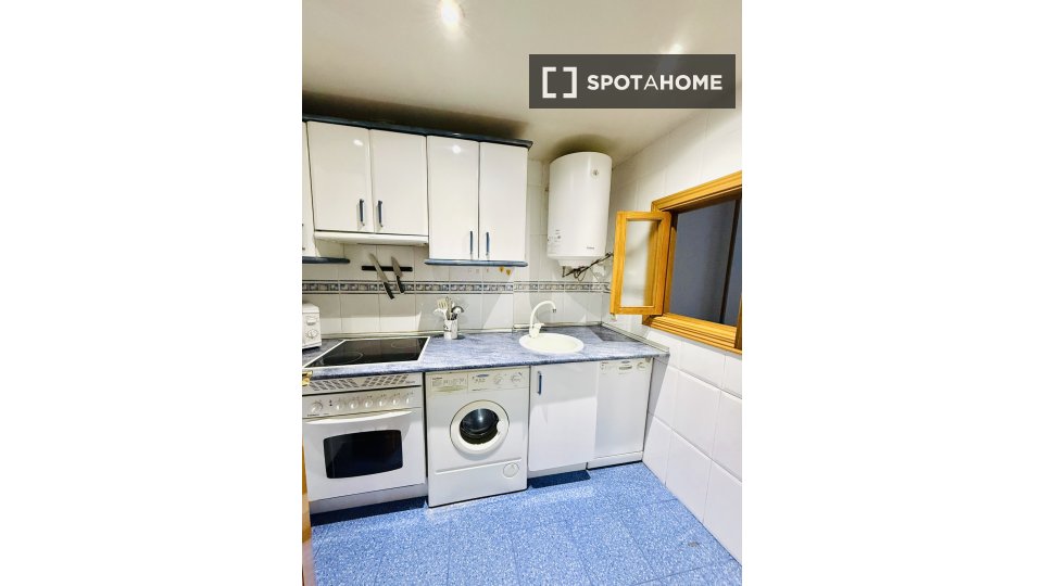 Apartment Madrid, 2 beds, 60m² — photo 2