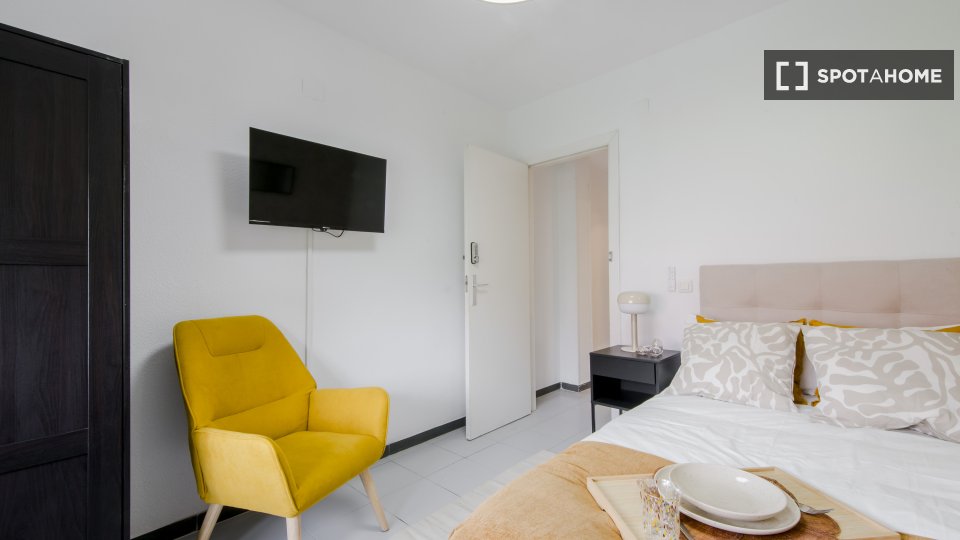 Double room Madrid, 5 beds — photo 37