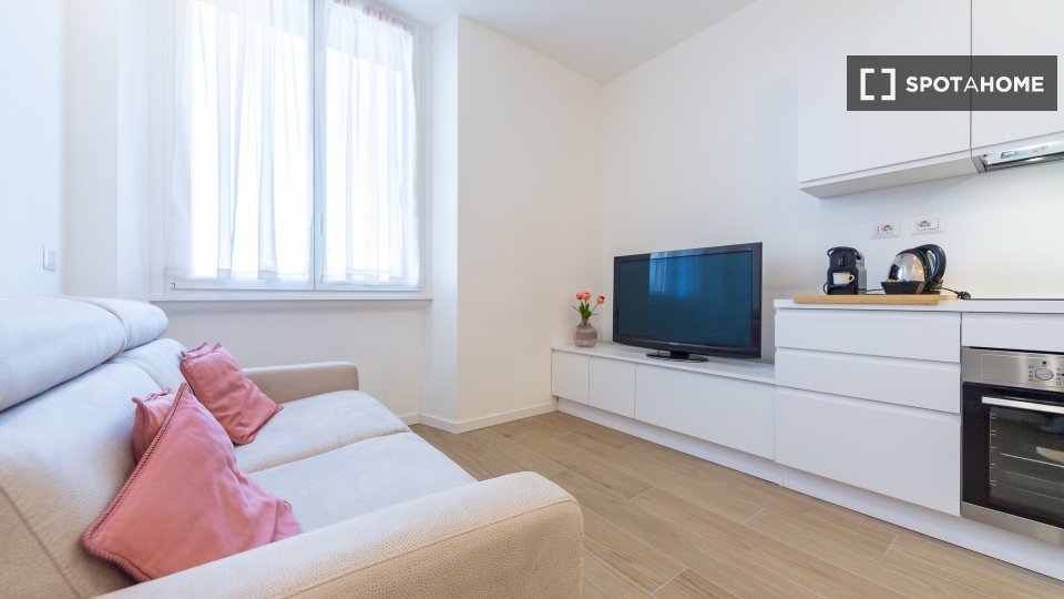 Apartment Milan, 1 bed — photo 11