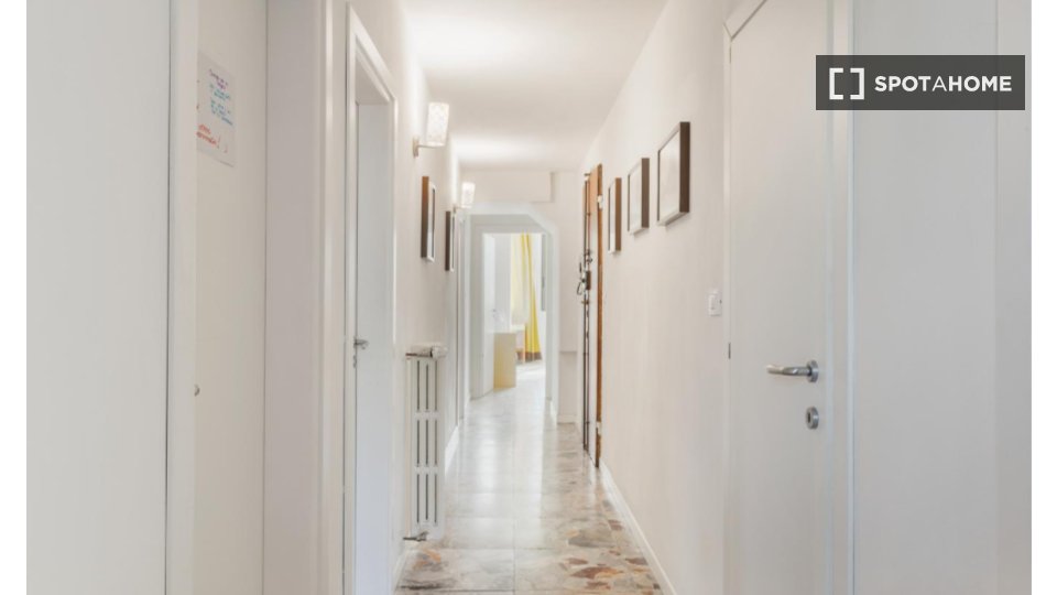 Double room Florence, 5 beds — photo 17