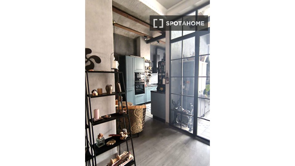 Double room Valencia, 3 beds, 160m² — photo 5
