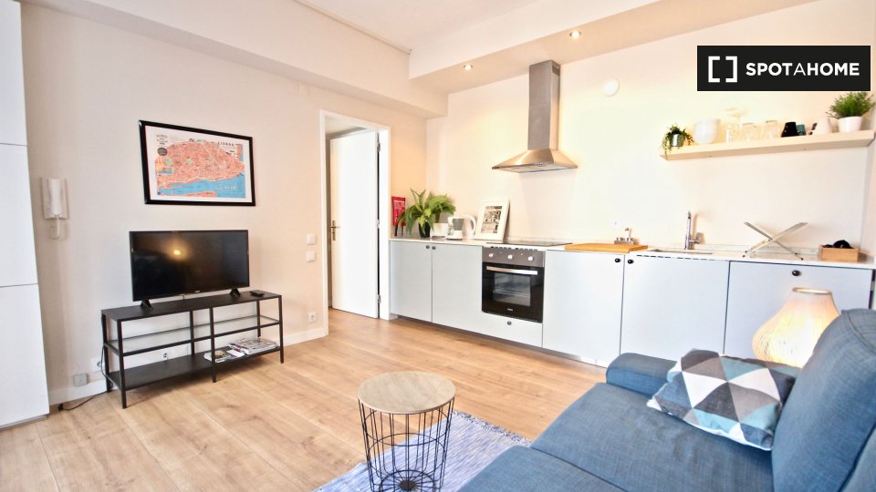 Apartment Lisbon, 1 bed — photo 4