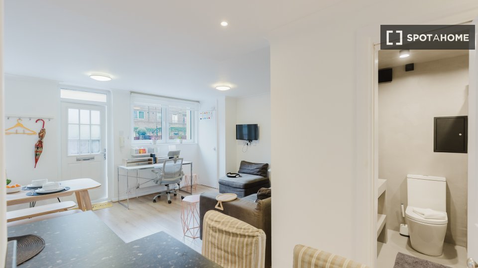 Apartment London, 2 beds — photo 4