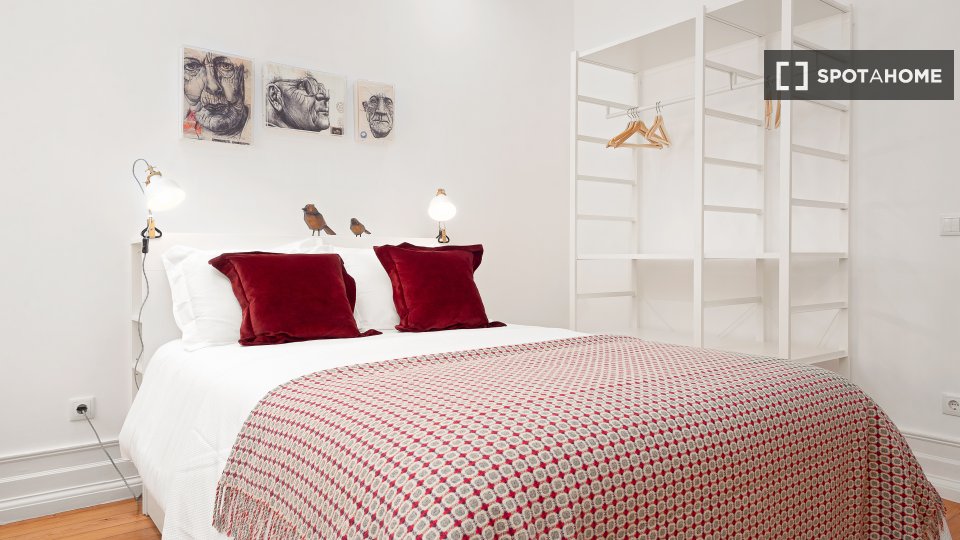 Apartment Porto, 3 beds, 40m² — photo 14