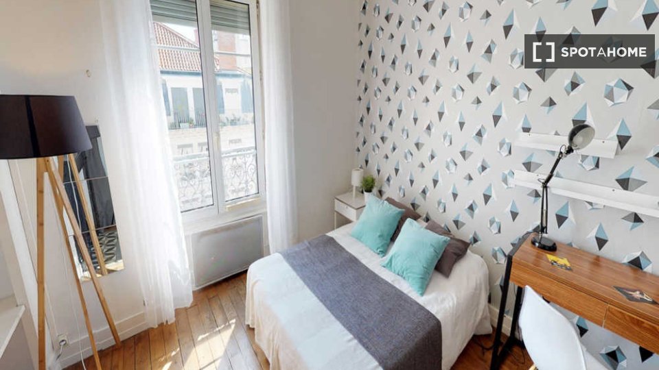 Double room Lyon, 4 beds, 90m² — photo 17