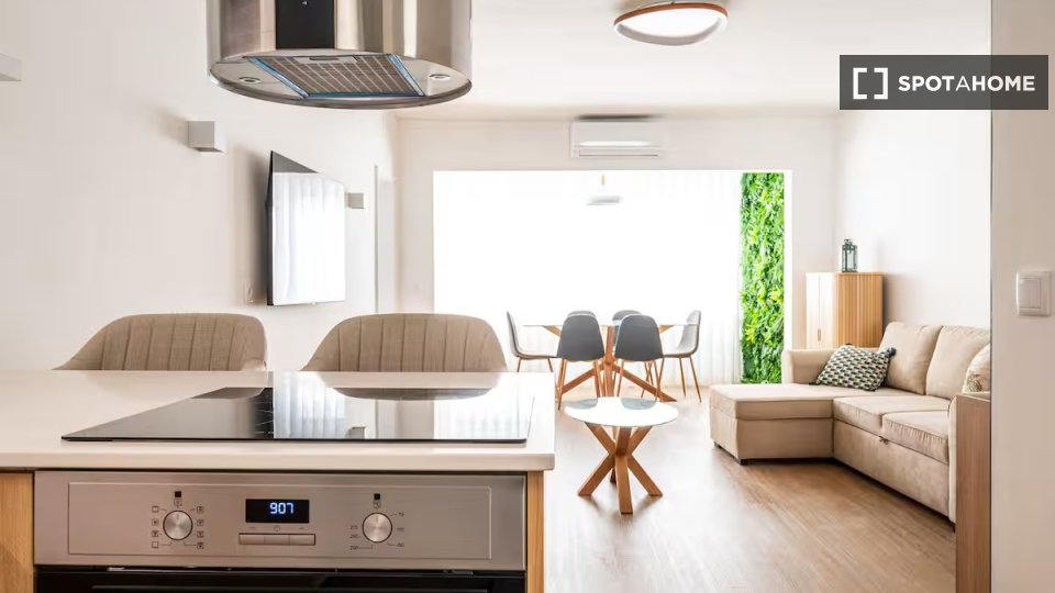 Apartment Lisbon, 1 bed — photo 8