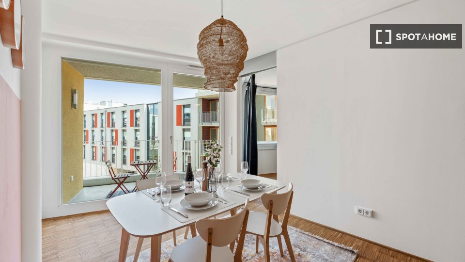 Double room Munich, 4 beds, 104m² — photo 9