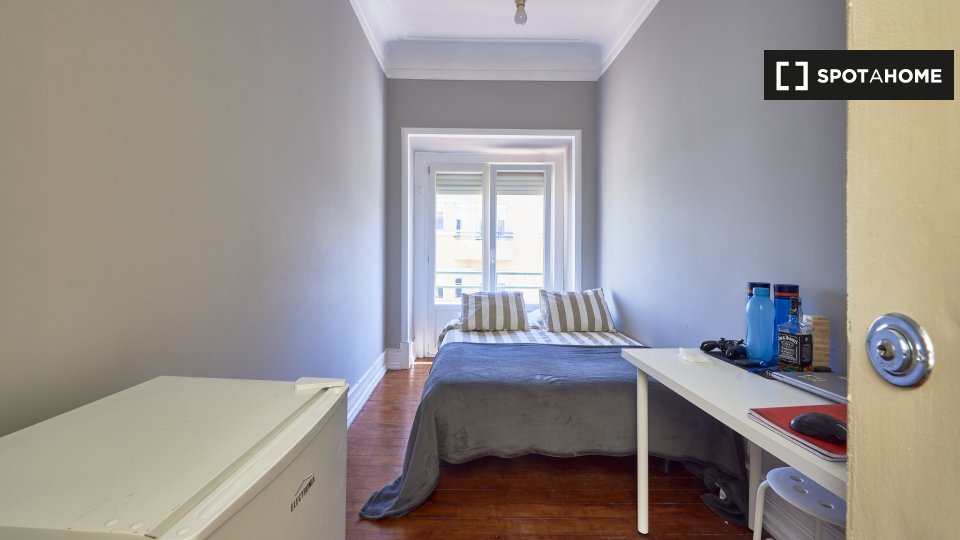Double room Lisbon, 8 beds — photo 2