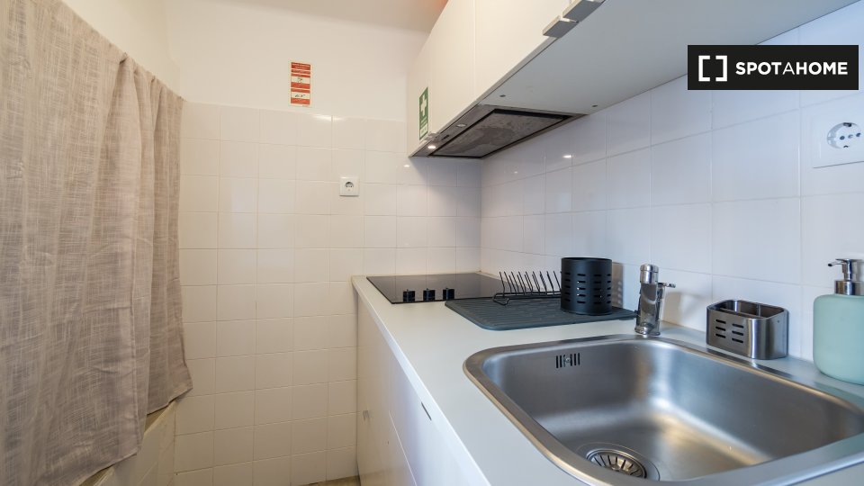 Apartment Lisbon, 1 bed, 30m² — photo 17
