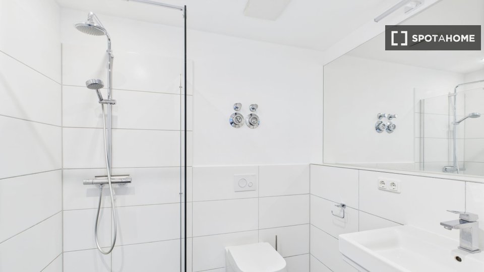 Apartment mono Berlin, 29m² — photo 2