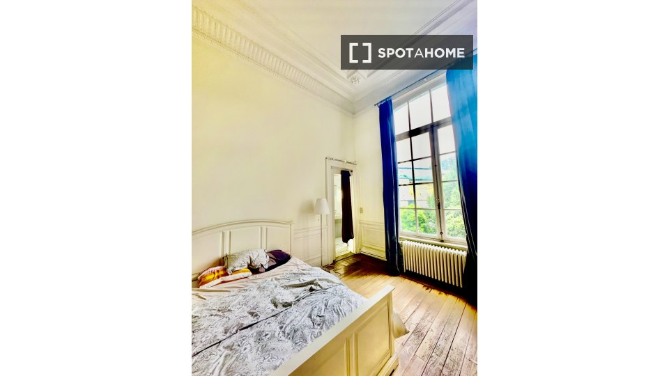 Double room Brussels, 5 beds, 180m² — photo 17