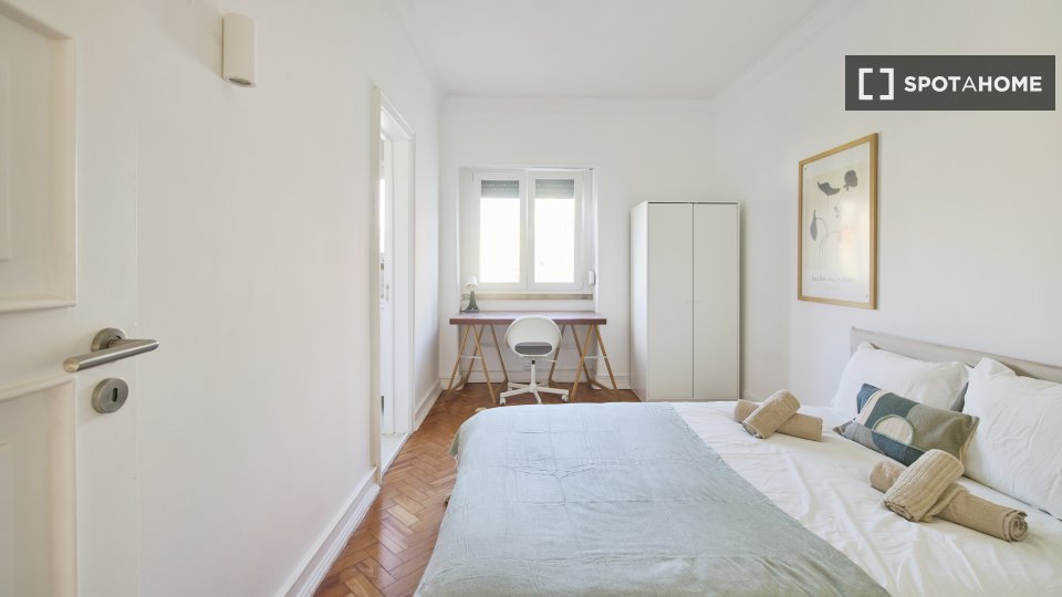 Double room Lisbon, 6 beds — photo 6