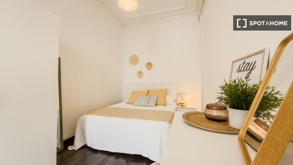 Double room Barcelona, 6 beds, 180m² — photo 89