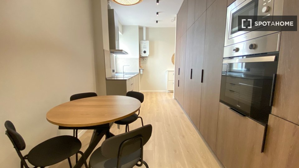 Double room Madrid, 6 beds — photo 16