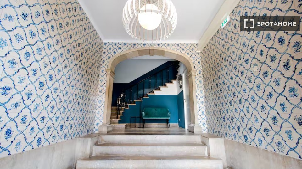 Apartment Lisbon, 2 beds — photo 11