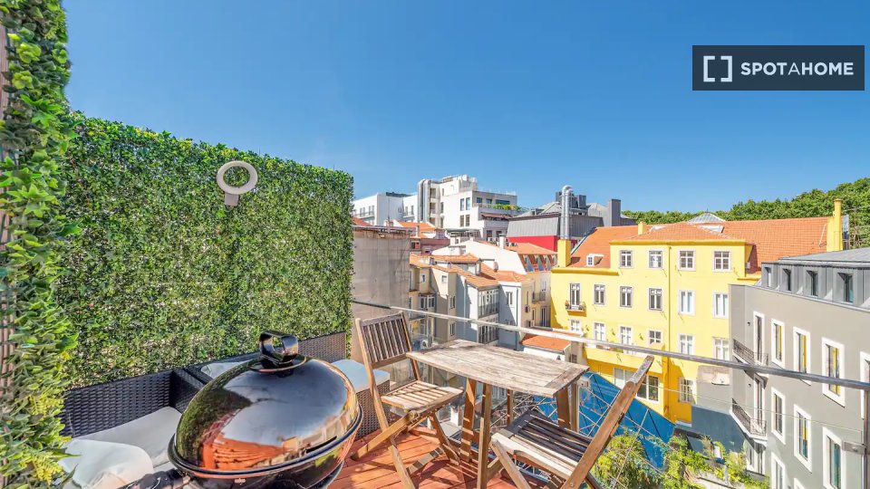 Apartment mono Lisbon, 70m² — photo 1