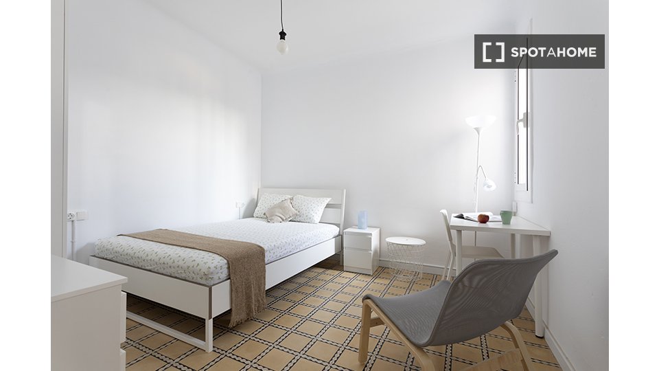 Double room Barcelona, 4 beds, 75m² — photo 1