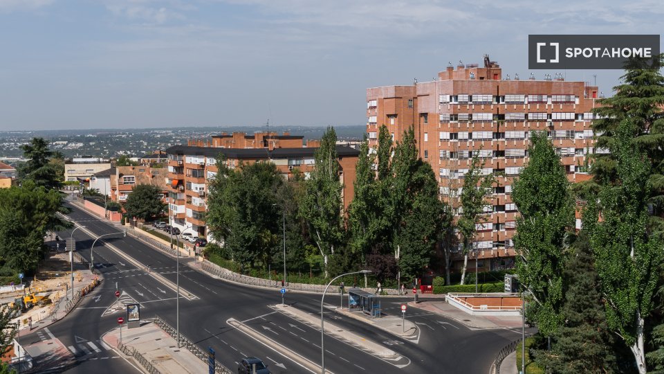 Double room Madrid, 6 beds — photo 1