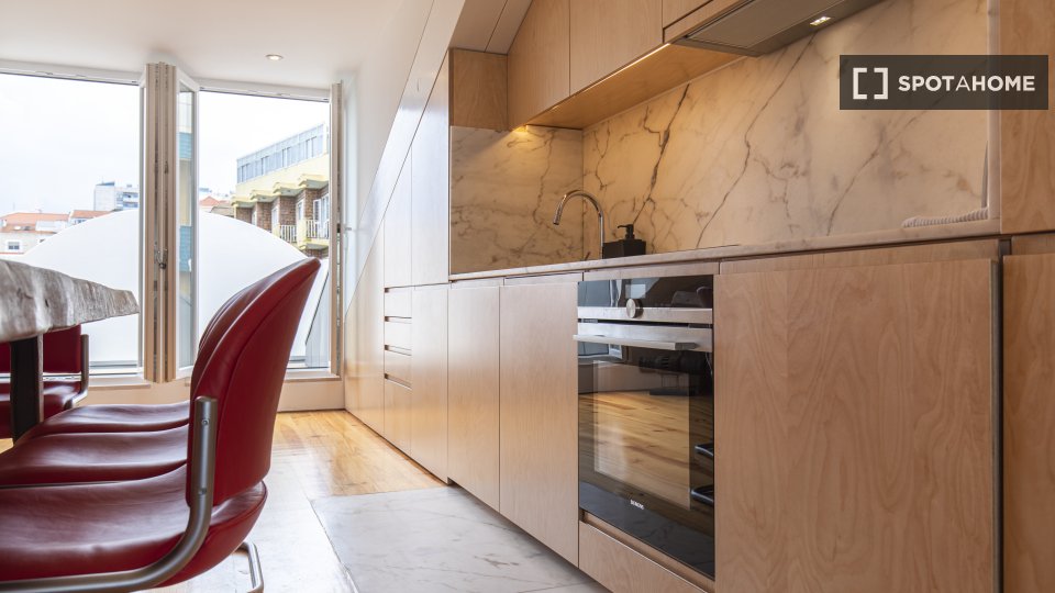 Apartment Lisbon, 4 beds — photo 8
