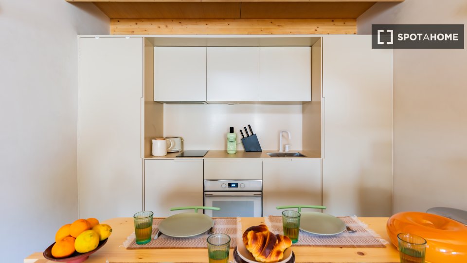 Apartment Lisbon, 2 beds — photo 13