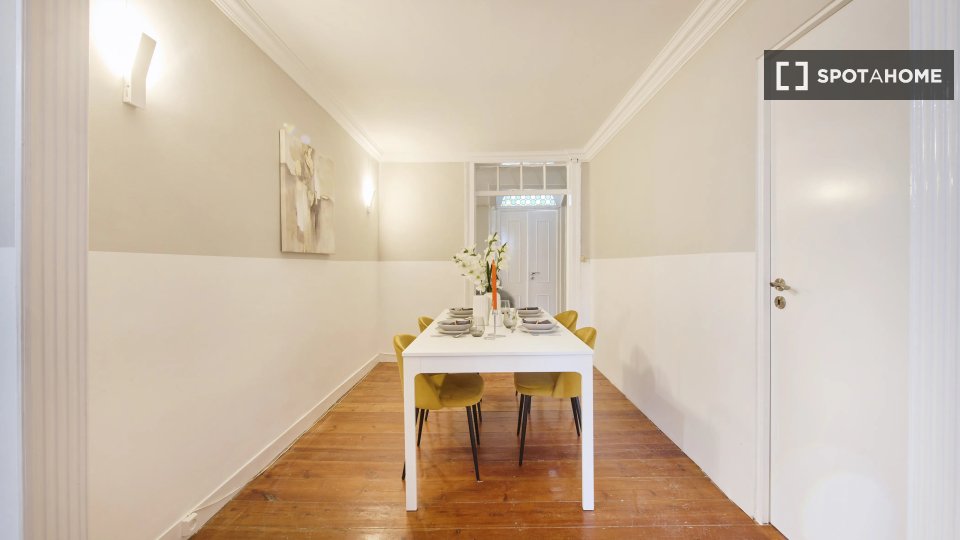 Double room Lisbon, 7 beds — photo 13