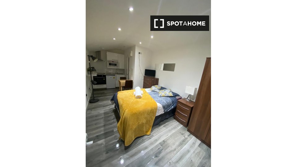 Apartment mono London — photo 4