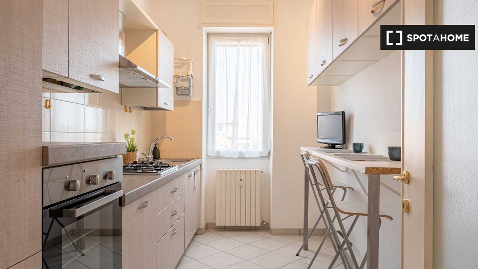 Double room Milan, 2 beds, 60m² — photo 17
