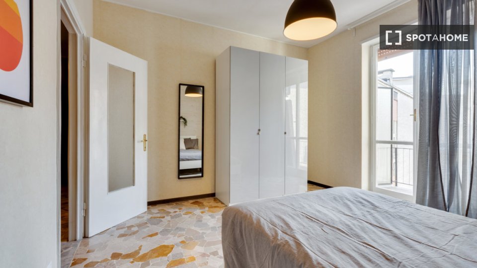Double room Milan, 2 beds, 70m² — photo 8