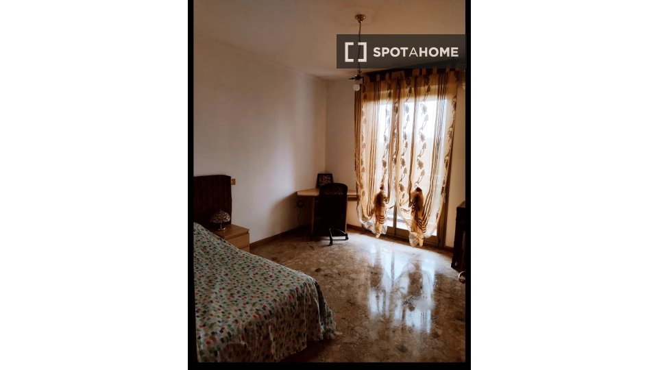 Double room Milan, 3 beds, 100m² — photo 5