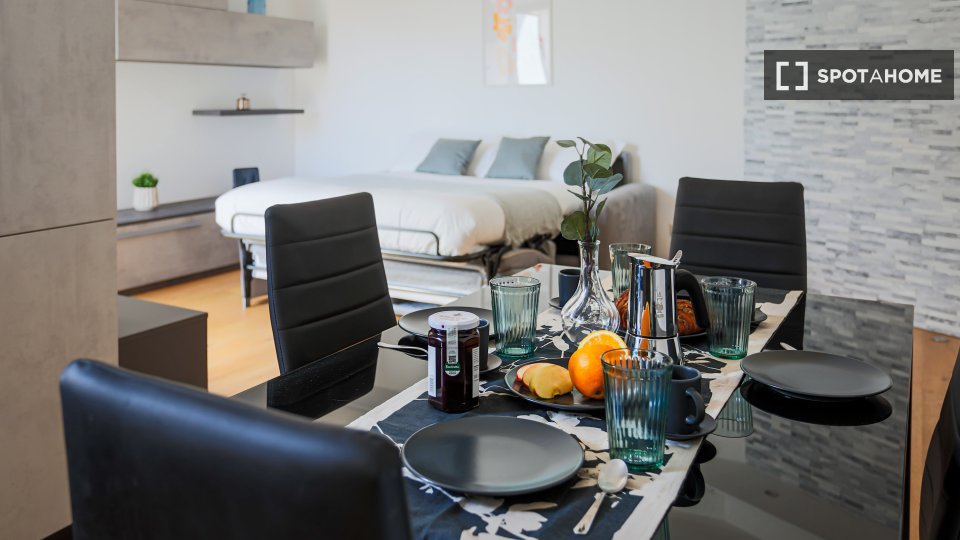 Apartment Milan, 2 beds, 80m² — photo 26
