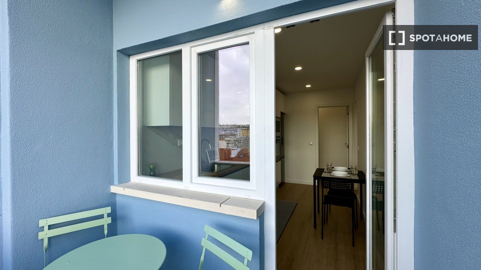 Double room Lisbon, 2 beds, 45m² — photo 3