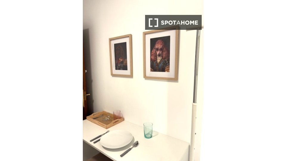 Double room Madrid, 8 beds, 170m² — photo 16