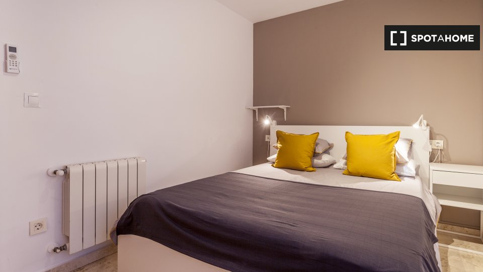 Apartment Valencia, 2 beds, 132m² — photo 2