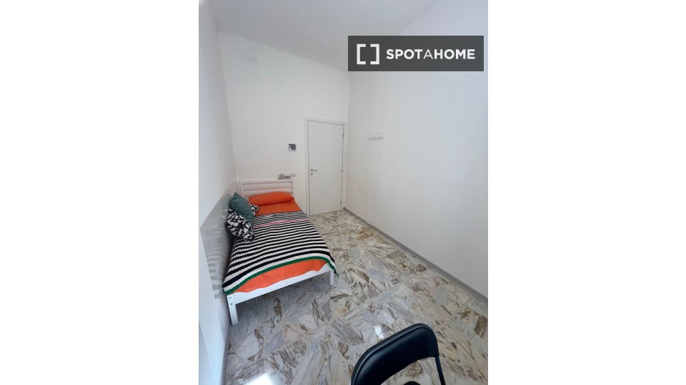 Double room Cagliari, 14 beds — photo 36
