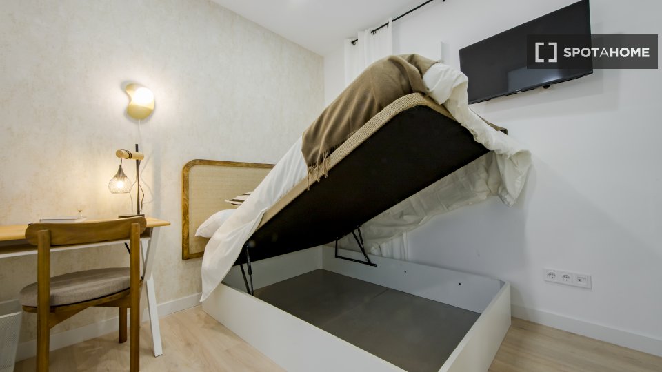Camera doppia Madrid, 4 camere — foto 3