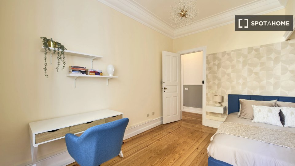 Double room Lisbon, 10 beds — photo 13