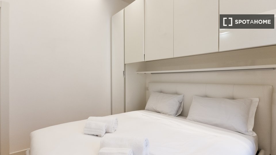 Apartment Milan, 1 bed — photo 8