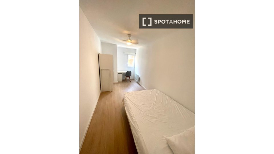 Chambre double Valence, 5 chambres — photo 14