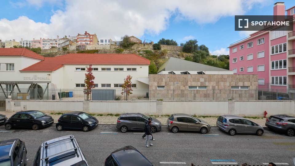 Double room Lisbon, 4 beds — photo 28