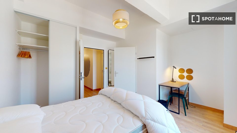 Double room Paris, 7 beds — photo 11