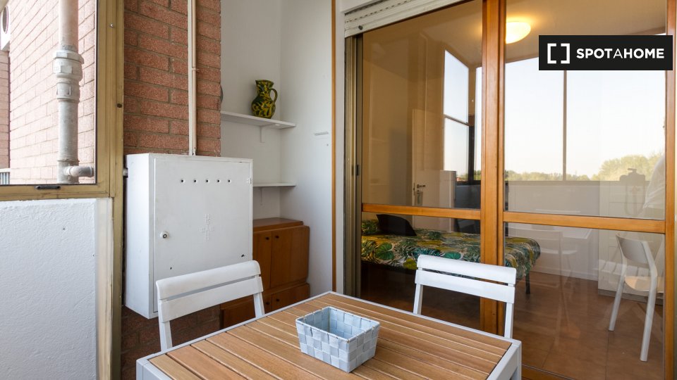 Double room Milan, 3 beds, 75m² — photo 6