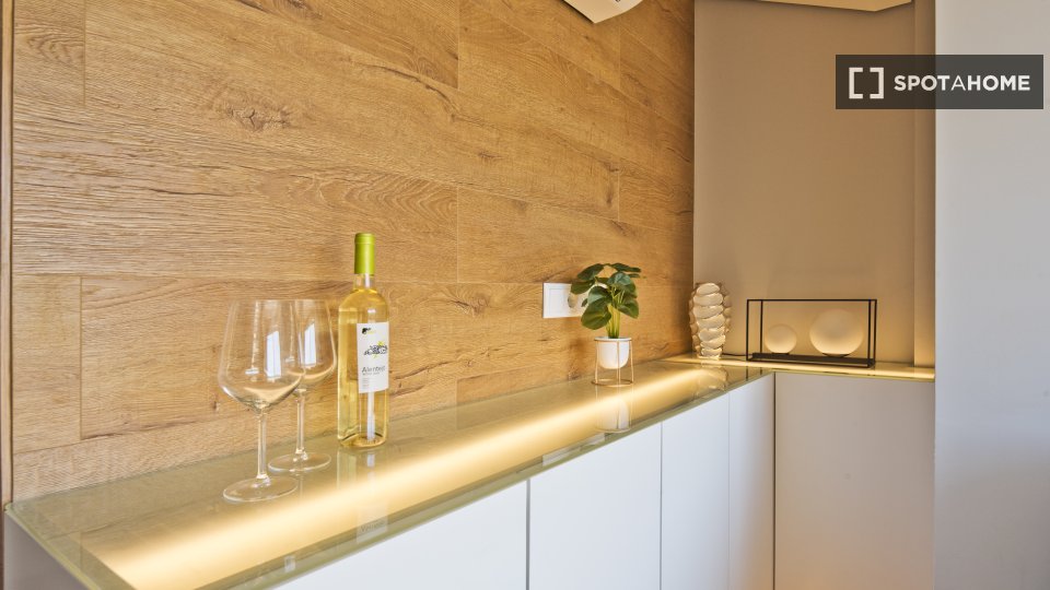 Apartment Lisbon, 2 beds, 33m² — photo 6