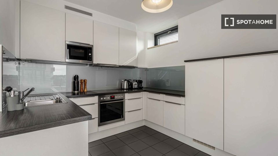 Double room Berlin, 4 beds, 123m² — photo 10
