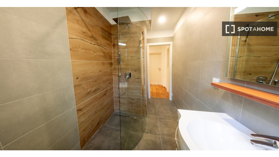 Apartment Vienna, 2 beds, 84m² — photo 11