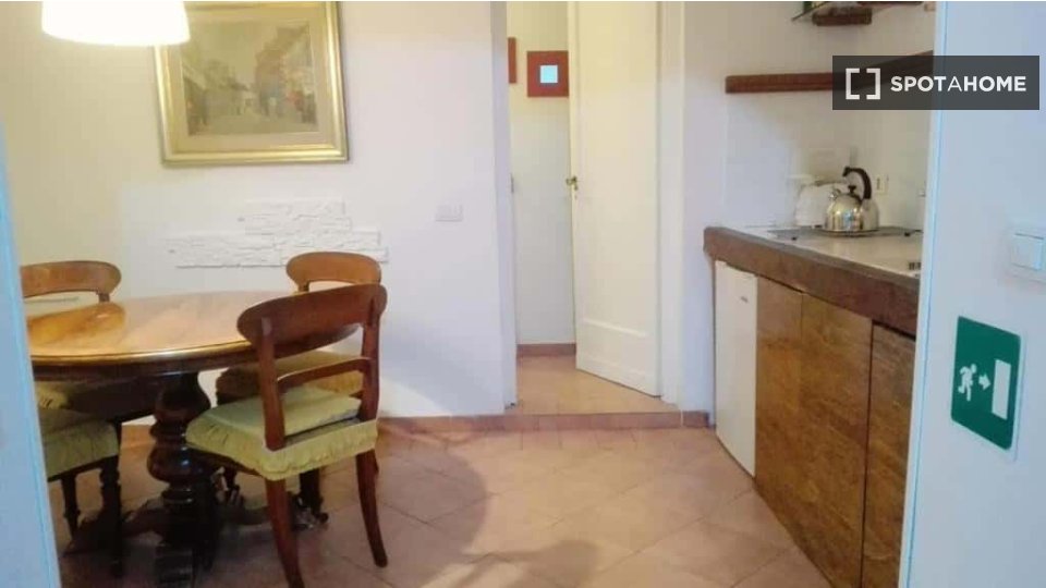 Apartment Rome, 1 bed, 80m² — photo 13