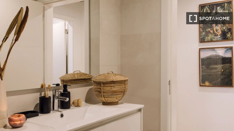 Apartment Lisbon, 1 bed — photo 11