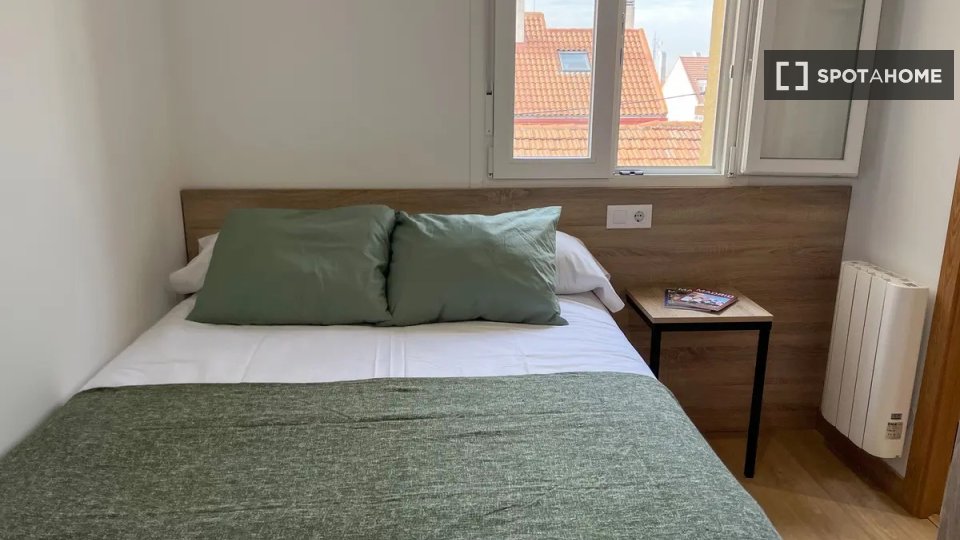 Double room Madrid, 6 beds — photo 5