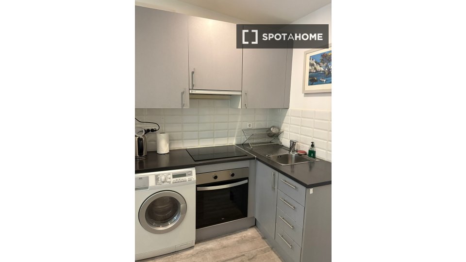 Apartment mono Madrid, 24m² — photo 2