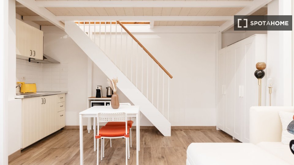 Apartment Rome, 1 bed, 28m² — photo 4